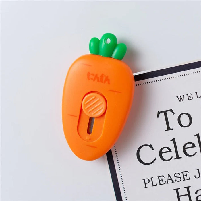 Mini Utility Knife - Smol Carrot