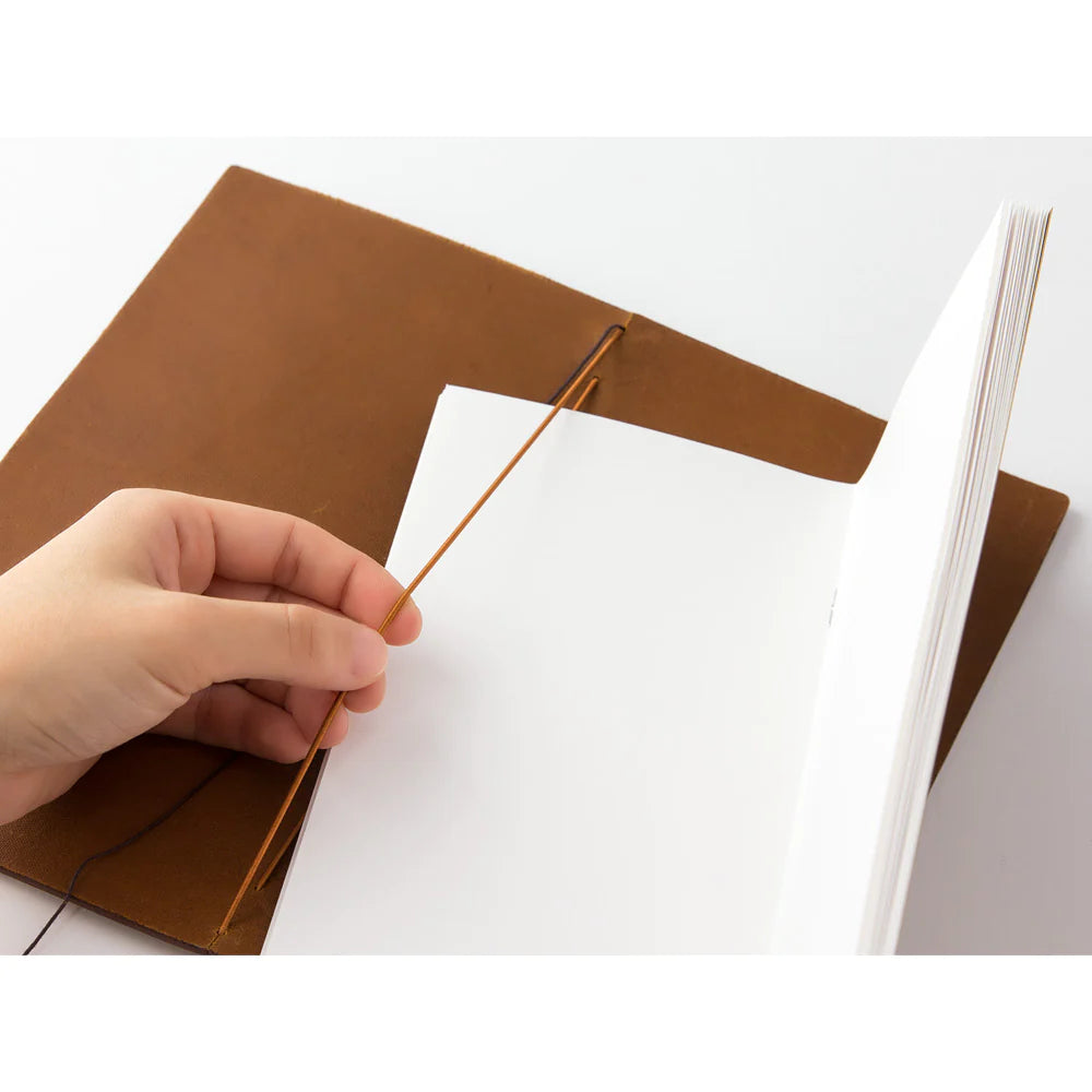 TN Traveler's Notebook - Camel (Regular Size)