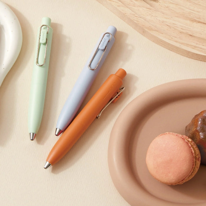 Uni-Ball One P 0.38 gel pen - mandarin orange