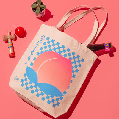 Happy Peach ハッピーもも Tote Bag